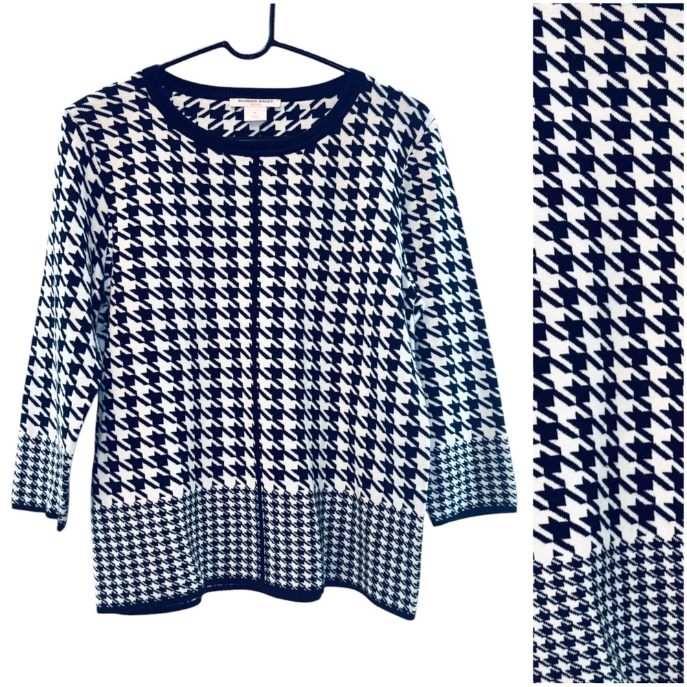 Allison Daley Black & White Houndstooth‎ Sweater- Petite Large
